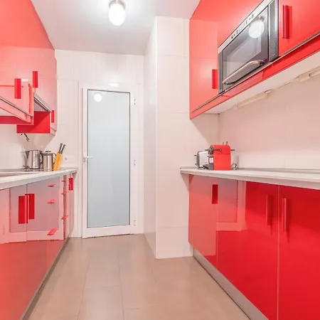 Elegante Y Amplio Apartamento
