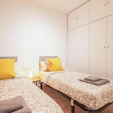 Elegante Y Amplio Apartamento *