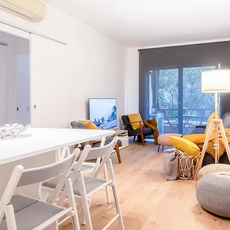 Elegante Y Amplio Apartamento * 巴塞罗那